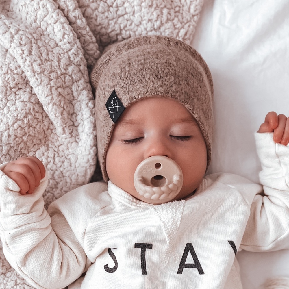 NOXX Cozy Sweater Knit Beanie - Speckled Tan